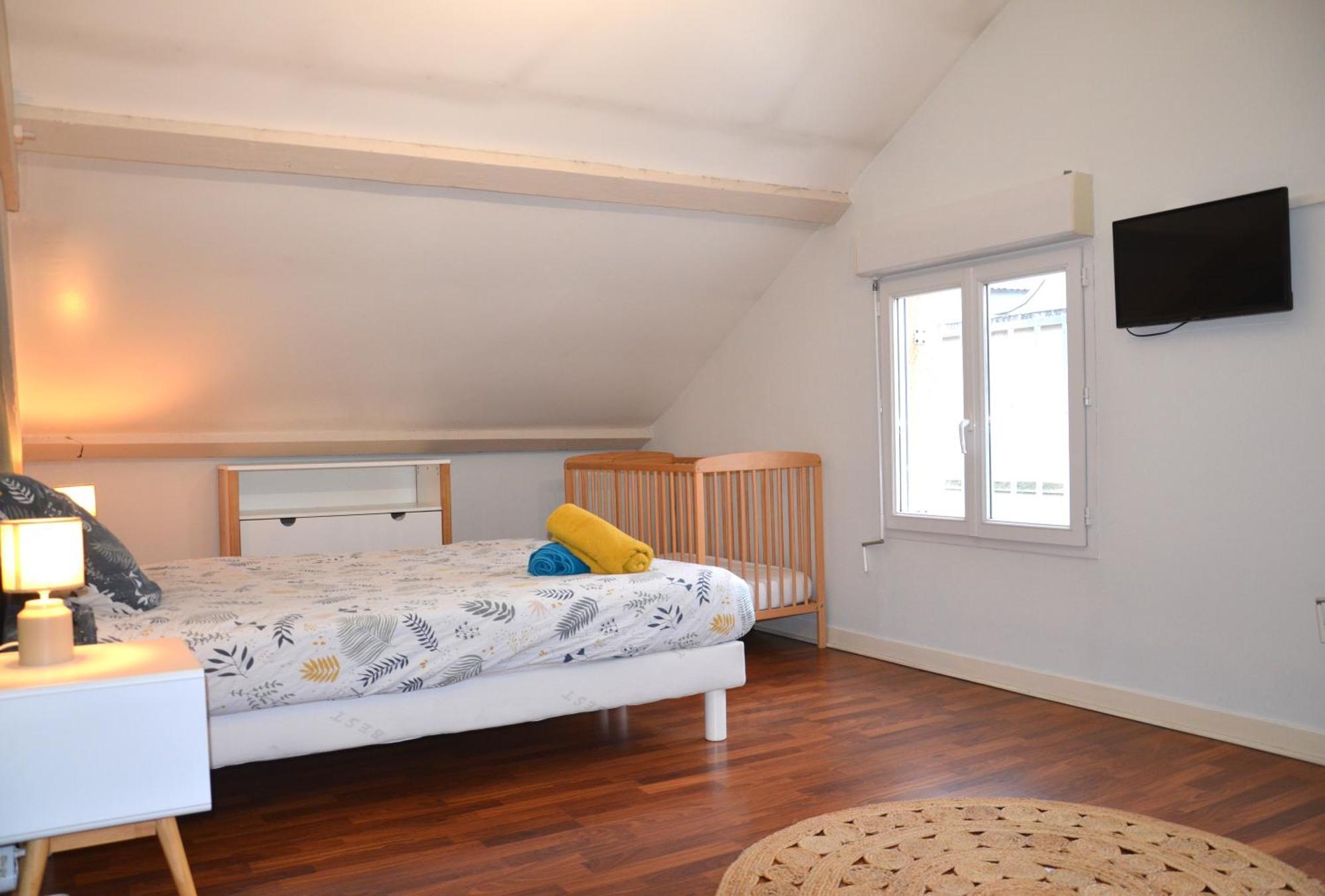 Ferienwohnung Le Cocon Troyen - 6-8P - 2 Parking Gratuits Troyes Exterior foto